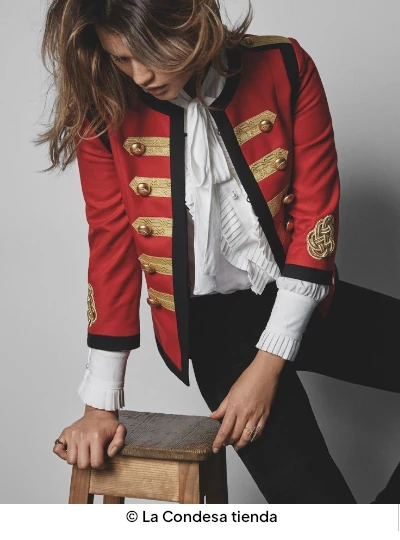 Imagen de chaqueta militar de la tienda La Condesa, inspiración para mi reinterpretación soldadito de plomo